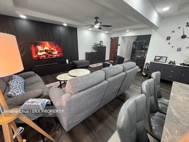 Blk 910 Jurong West Street 91 (Jurong West), HDB Executive #568292951